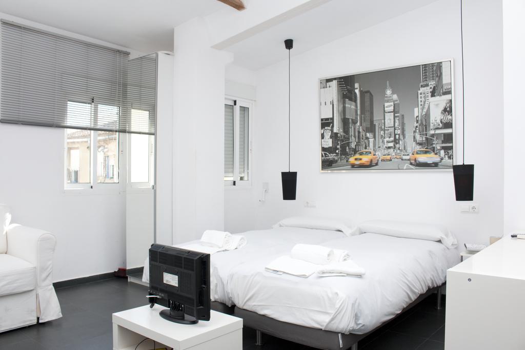 Na Jordana Apartments Валенсия Экстерьер фото